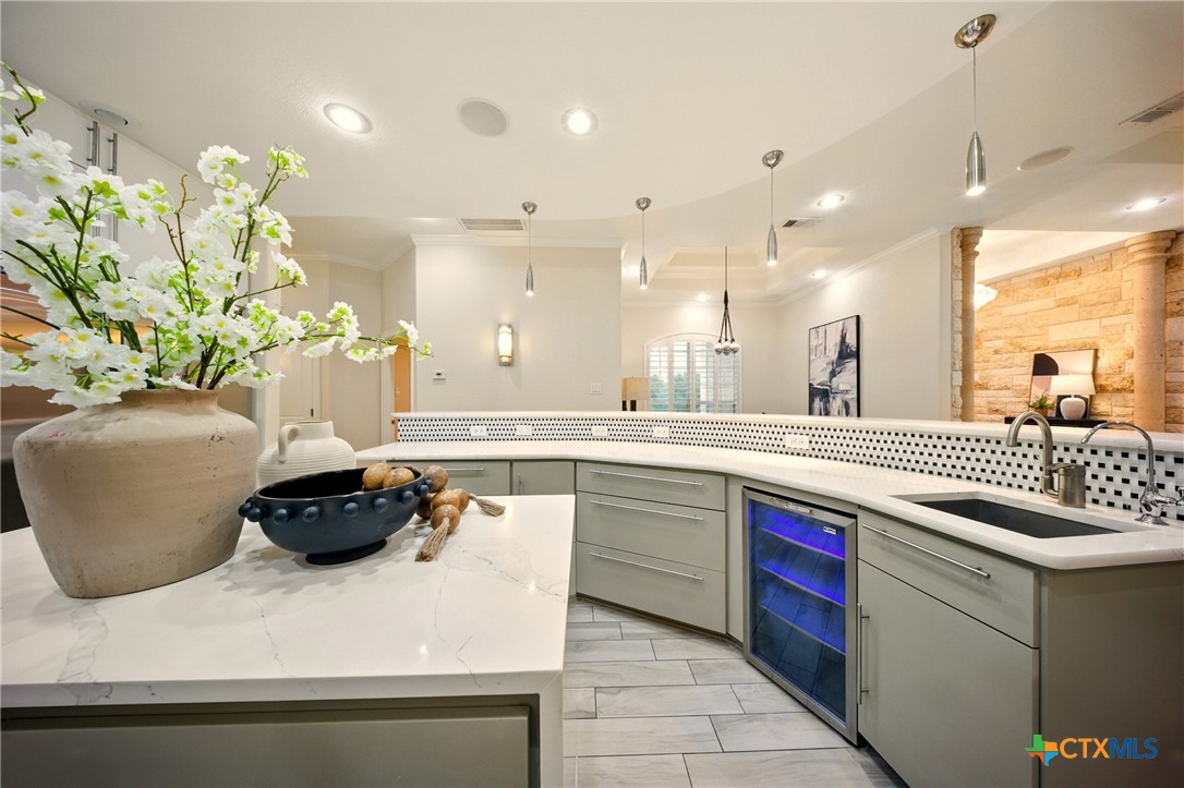 1127 Redleaf Drive
