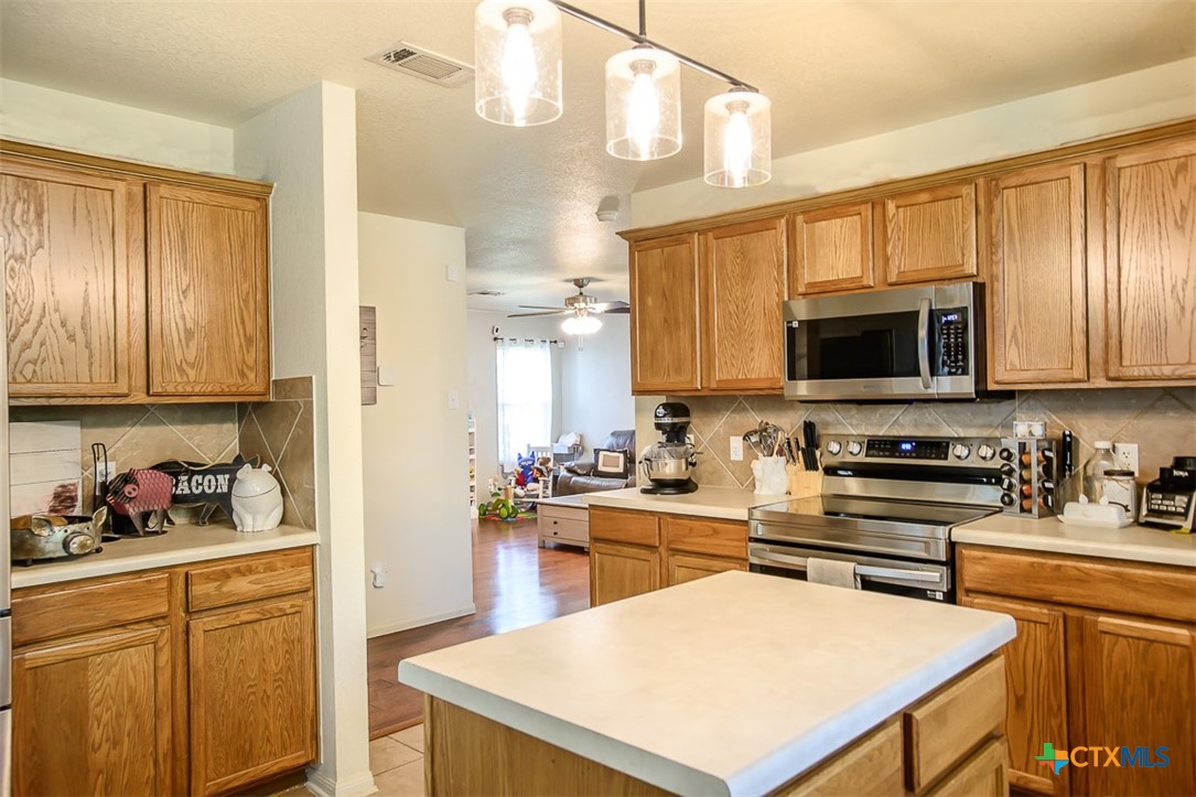 3210 Fry Court