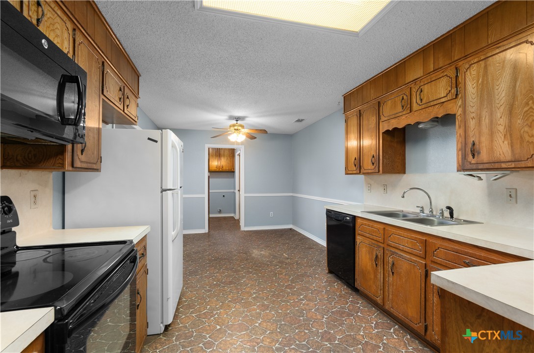 1606 Cedar Oaks Lane