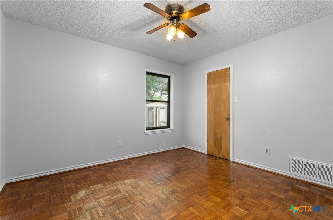 1606 Cedar Oaks Lane