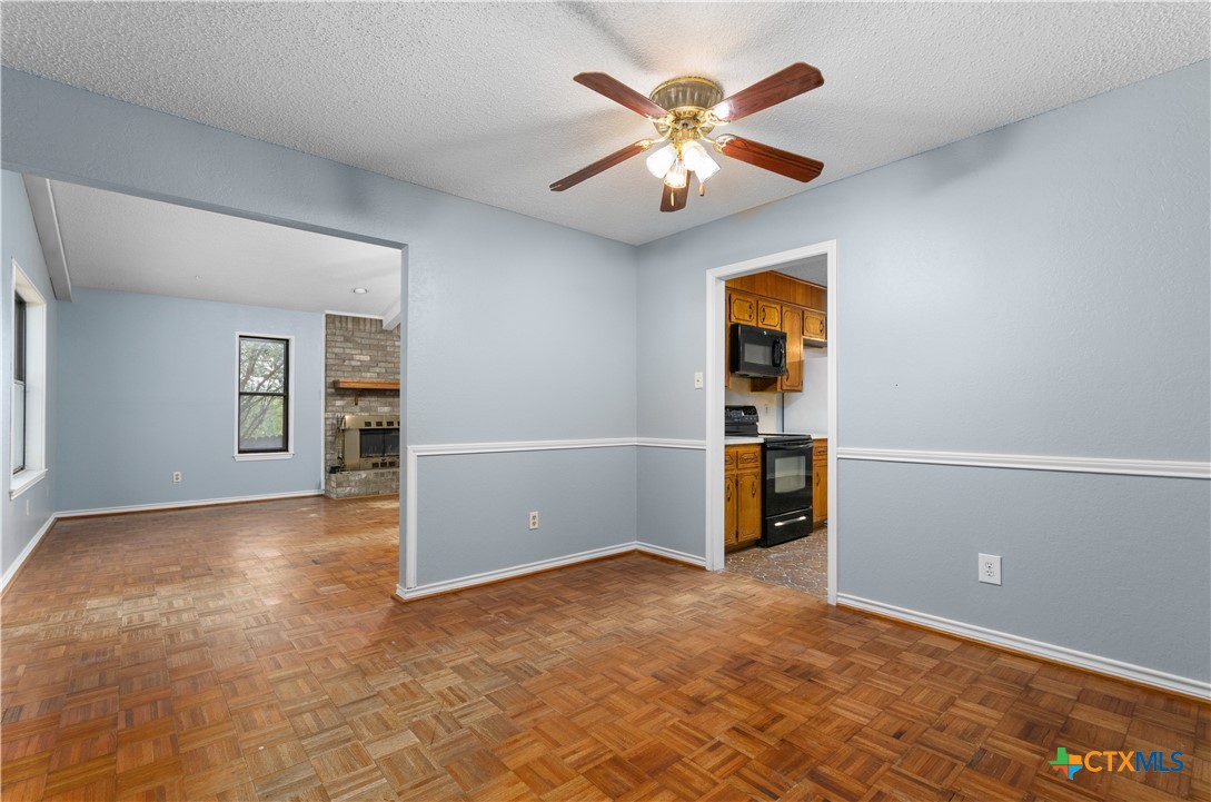 1606 Cedar Oaks Lane