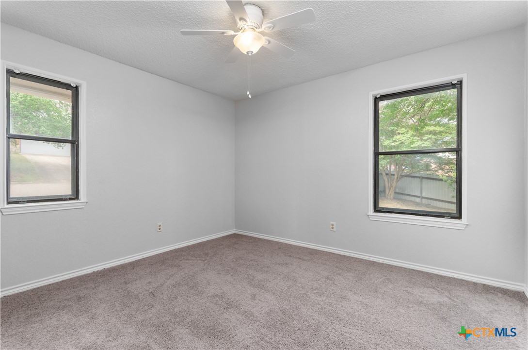 1606 Cedar Oaks Lane