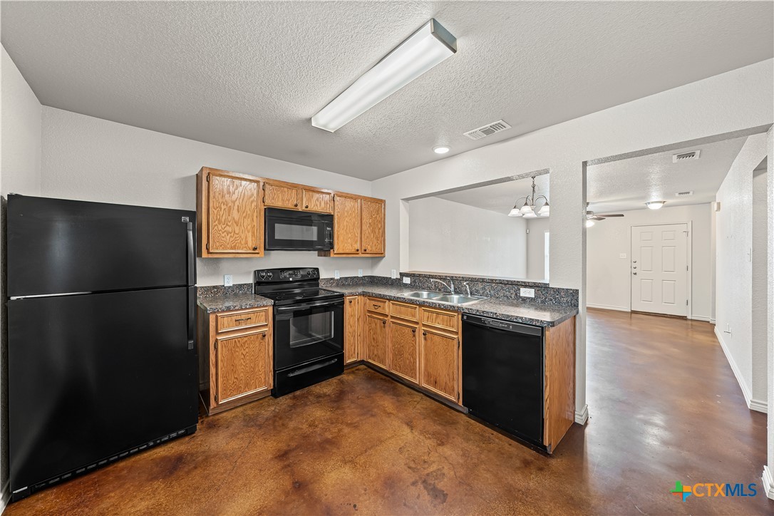 101 Kings Court