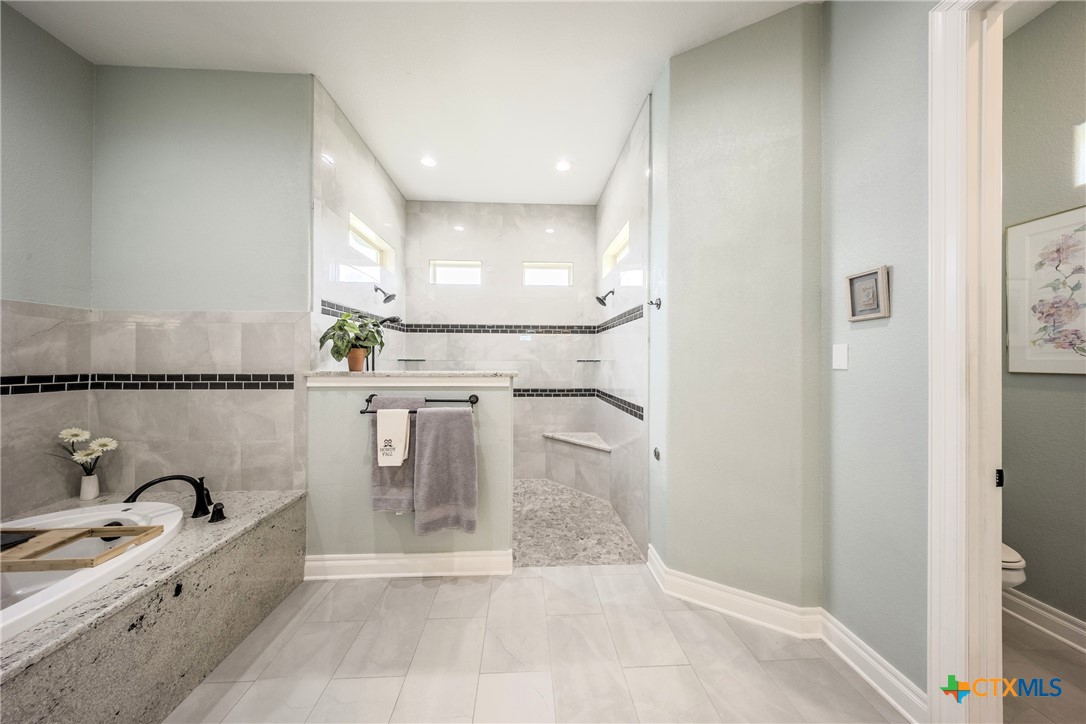 4013 Turning Leaf Drive