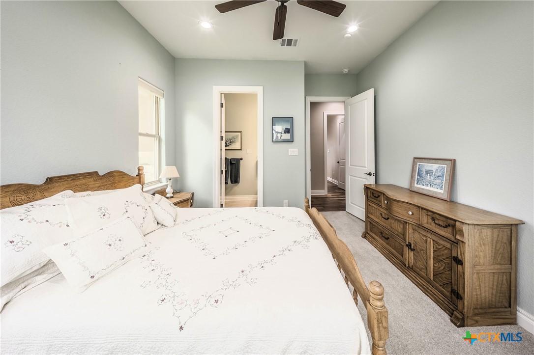 4013 Turning Leaf Drive