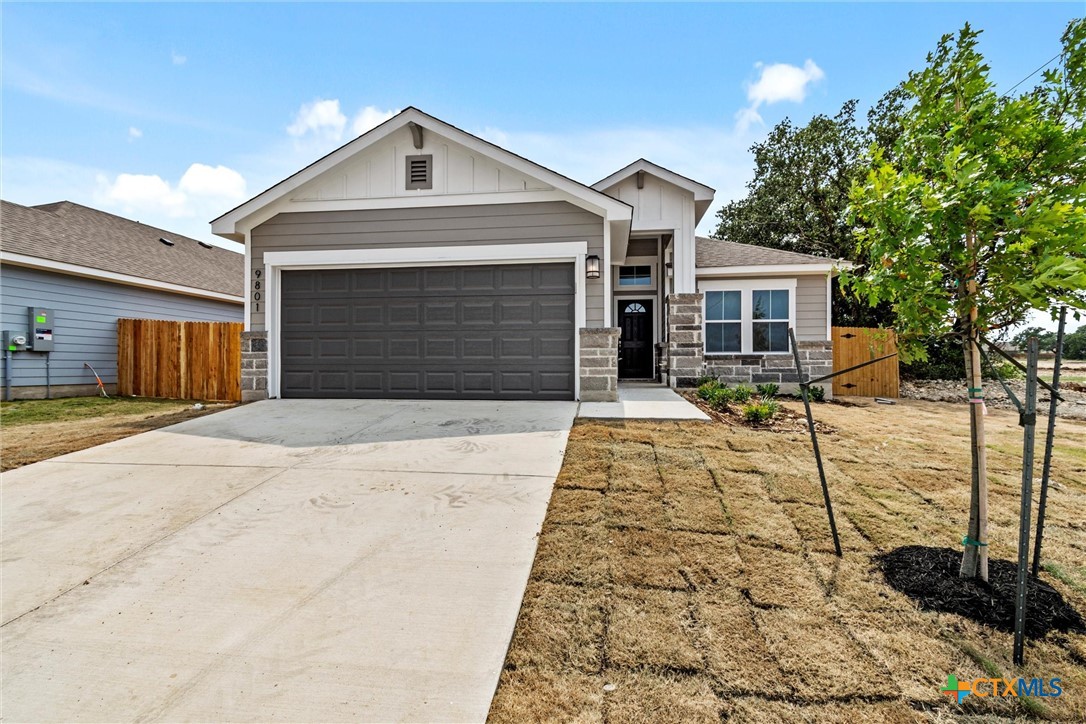9816 Maradon Cove
