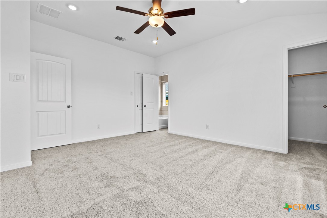 9816 Maradon Cove