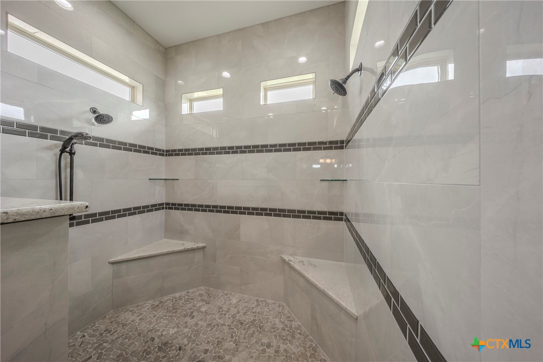 4013 Turning Leaf Drive