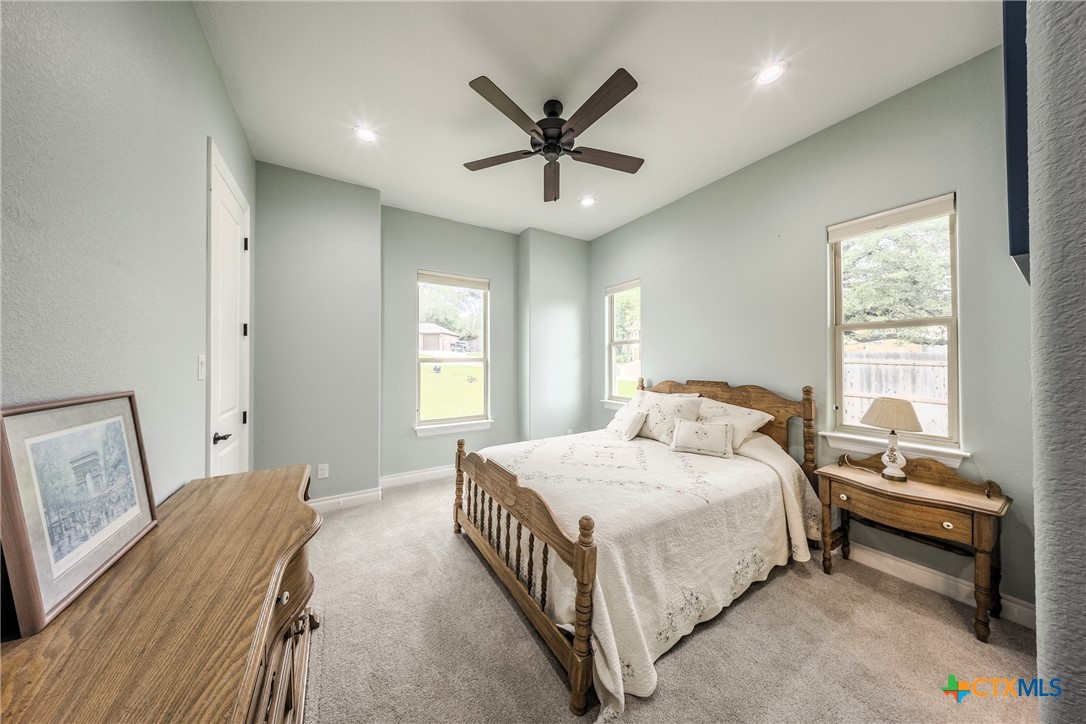 4013 Turning Leaf Drive