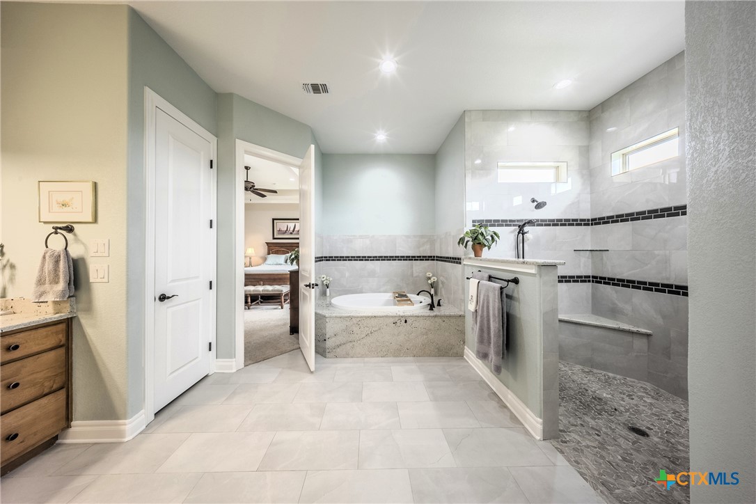 4013 Turning Leaf Drive