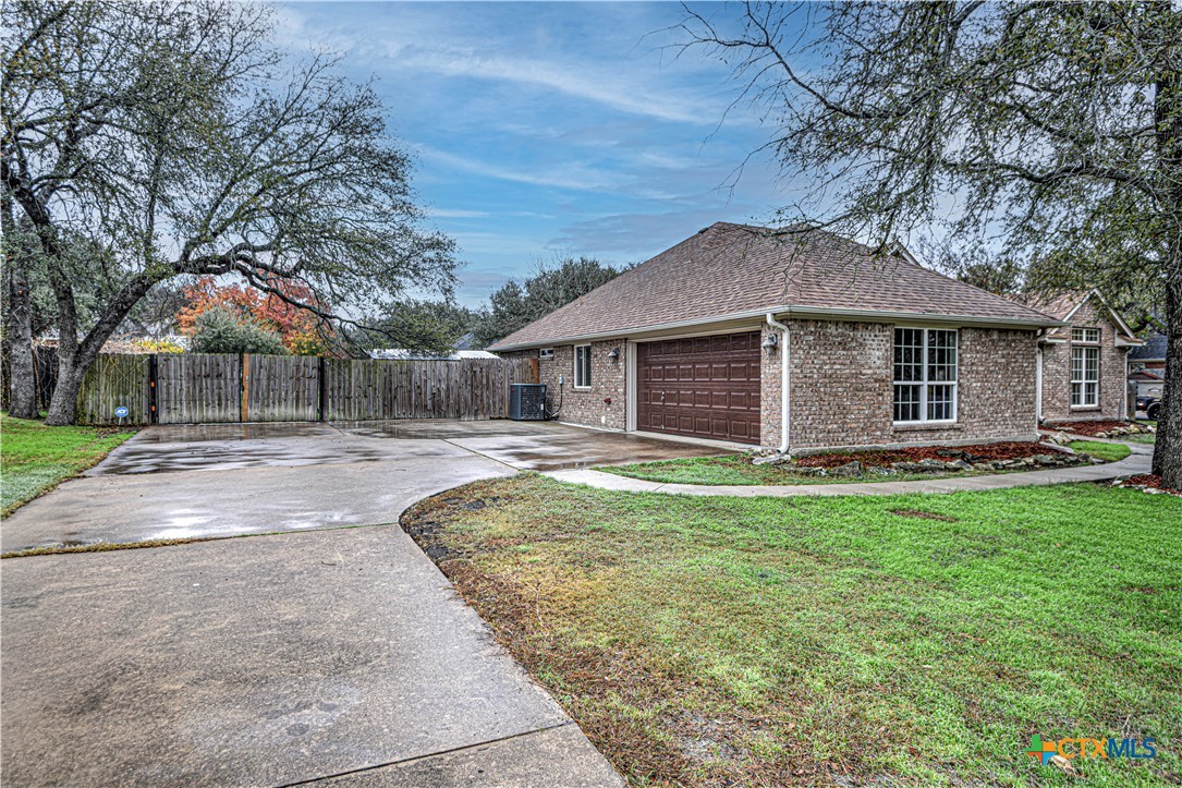 4 Sobrante Road