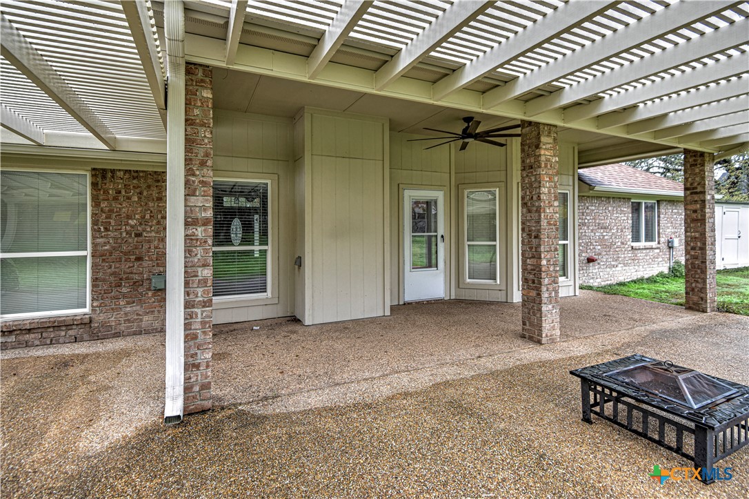 4 Sobrante Road