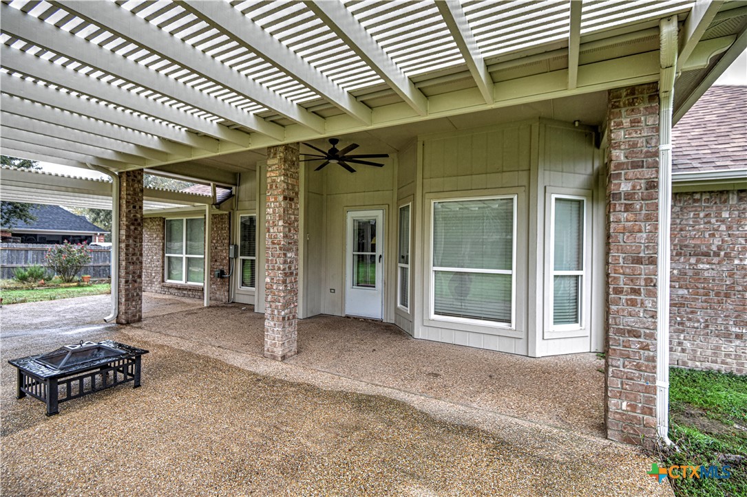4 Sobrante Road