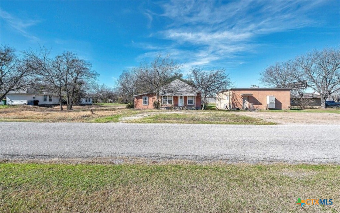 118 S Front Avenue