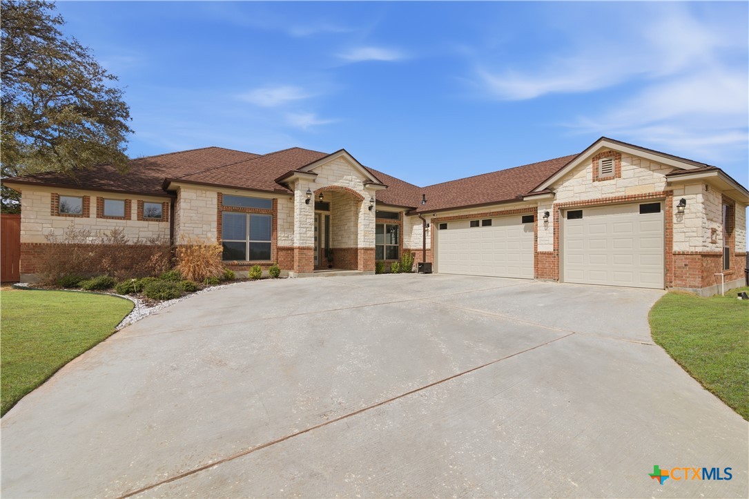 4090 Turning Leaf Drive