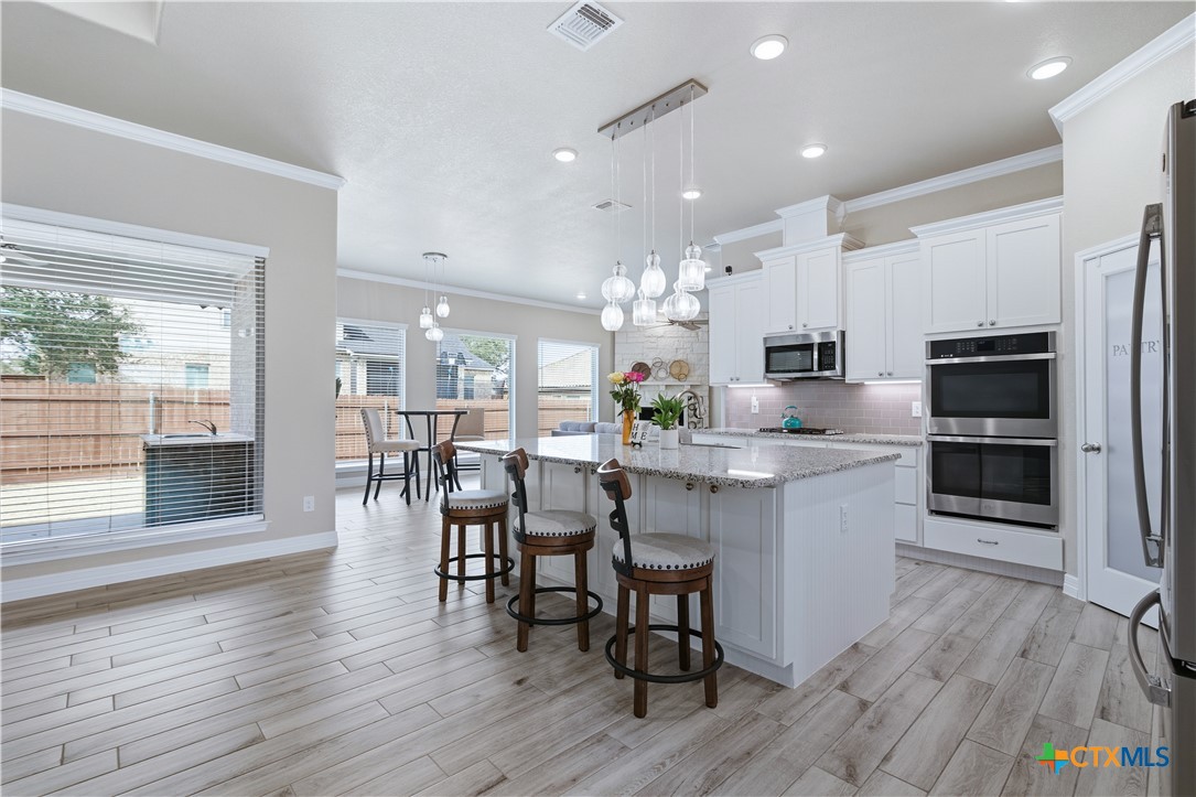 4090 Turning Leaf Drive