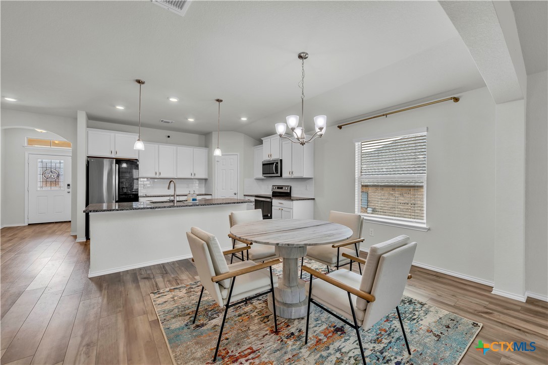 2420 Elba DR