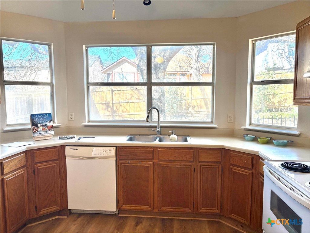 5412 Trailview Drive