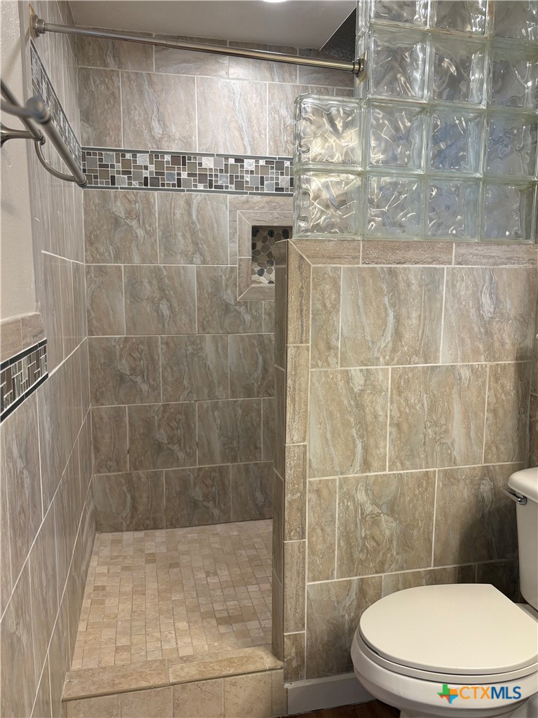 5412 Trailview Drive