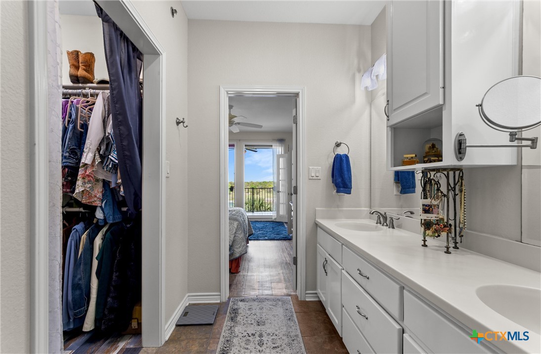 "THE OASIS" Luxury Condo! 130 Sobrante Rd #209