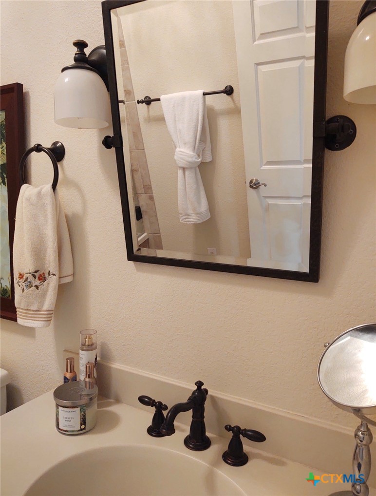 "THE OASIS" Luxury Condo! 130 Sobrante Rd #209