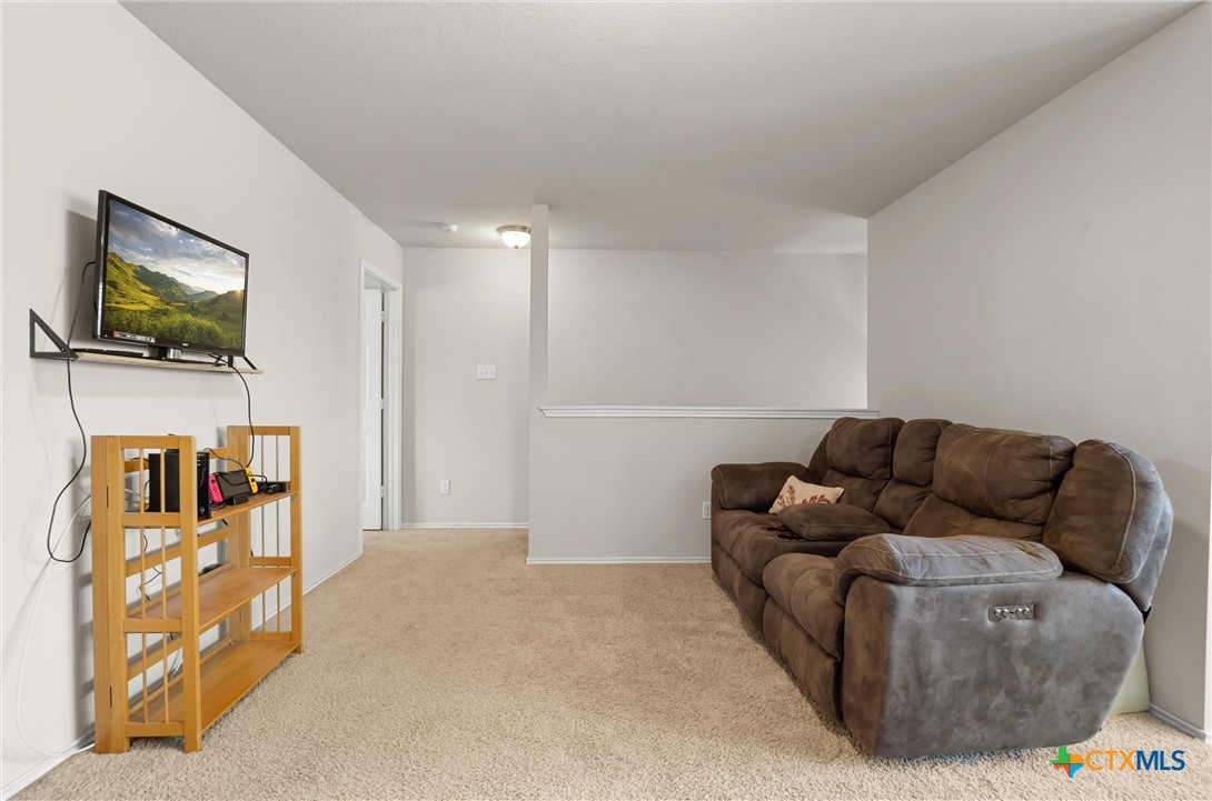 1316 Blue Leaf Drive