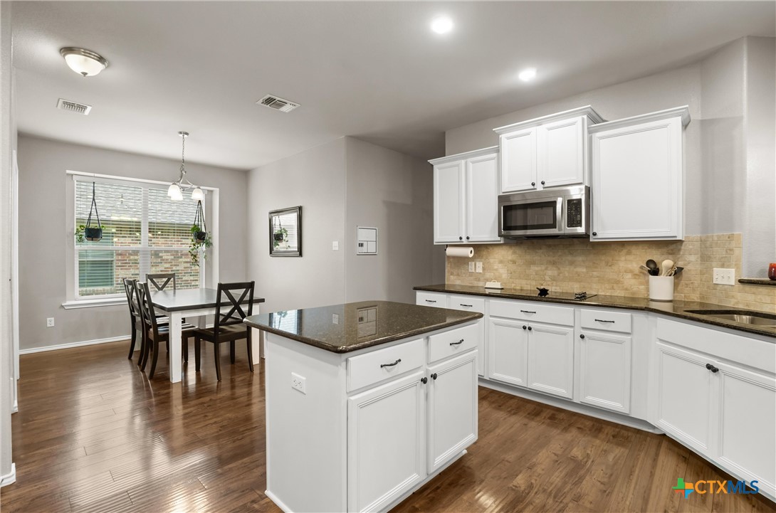 1316 Blue Leaf Drive