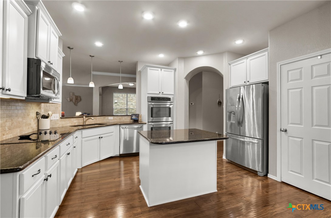 1316 Blue Leaf Drive