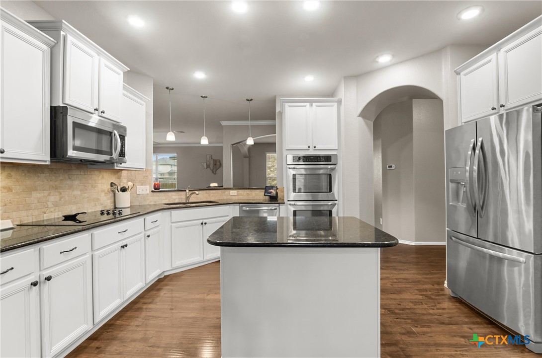 1316 Blue Leaf Drive