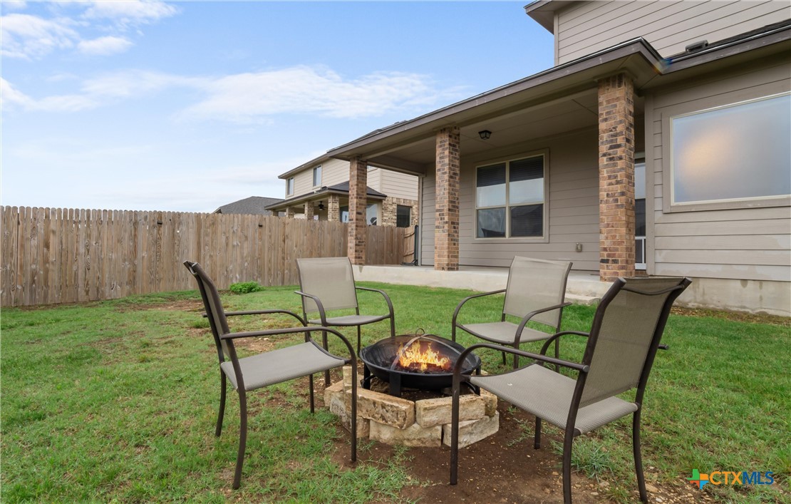 1316 Blue Leaf Drive
