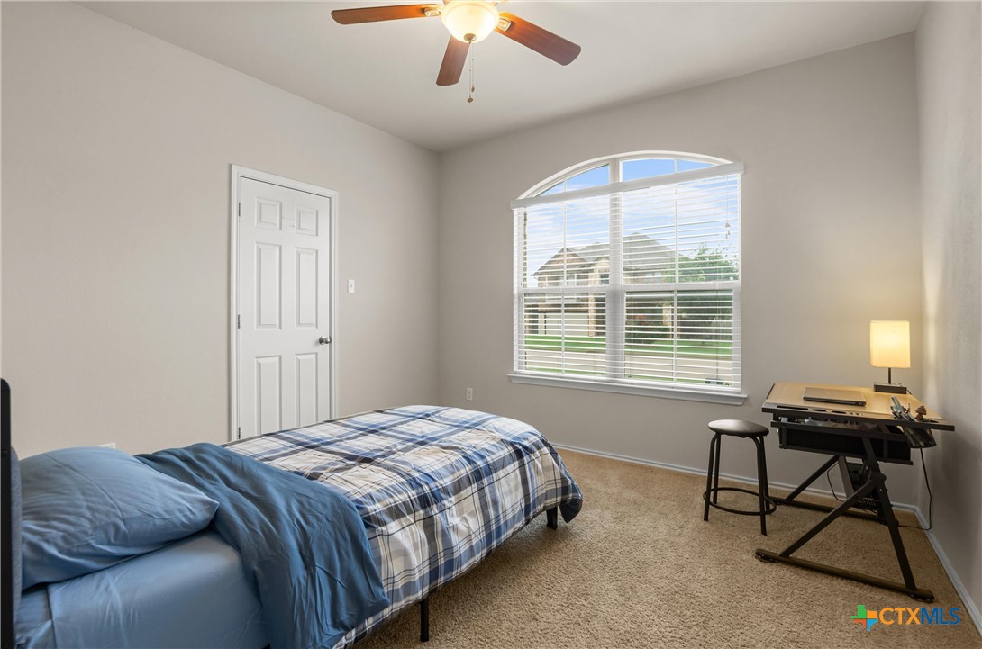 1316 Blue Leaf Drive
