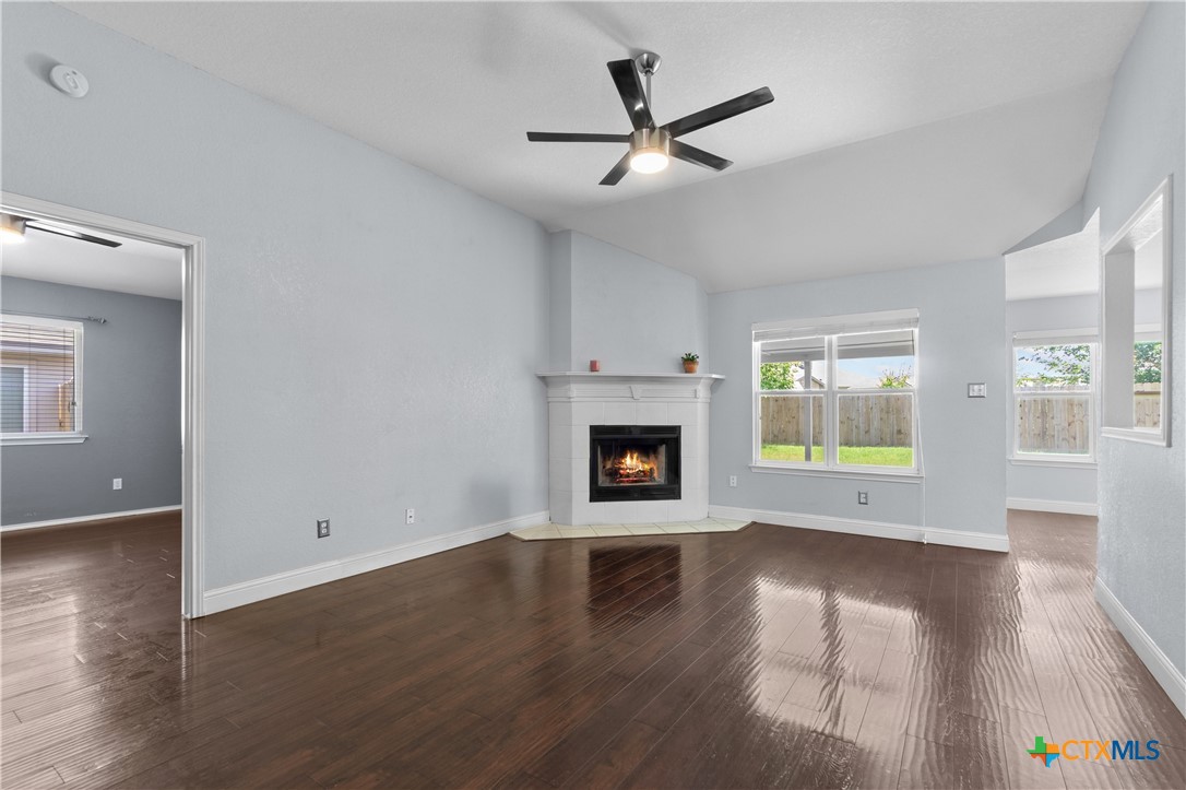 8219 Skyview
