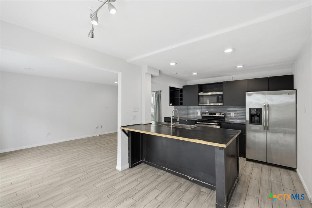 2124 Burton Drive 162