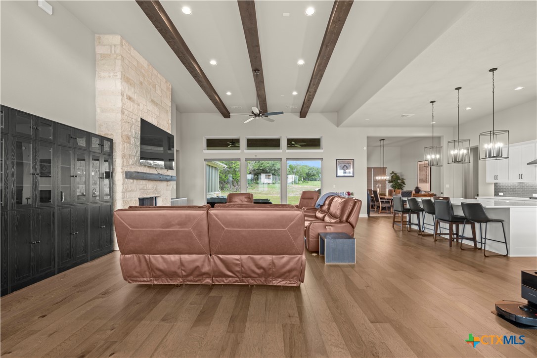 120 Rancho Deluxe