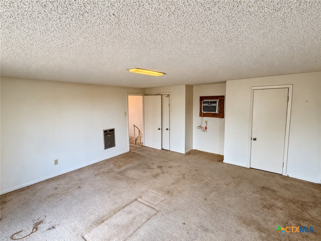 4040 Leila Lane