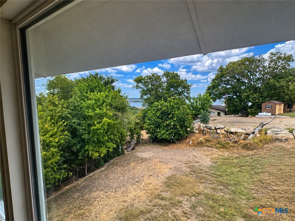 4040 Leila Lane