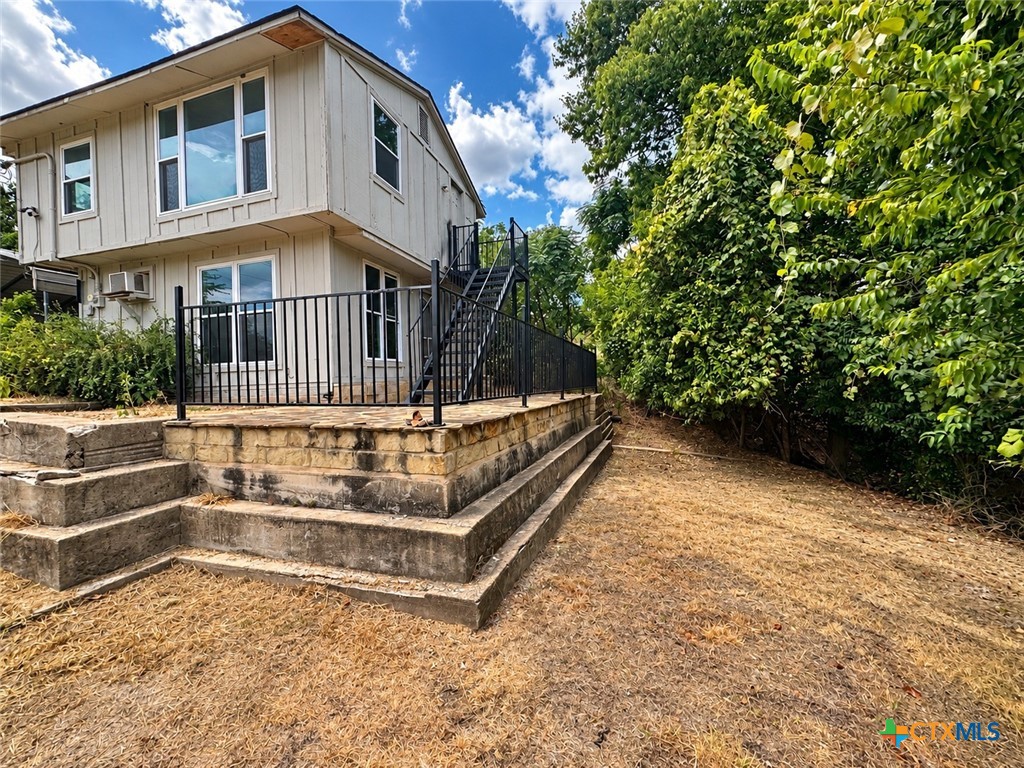 4040 Leila Lane