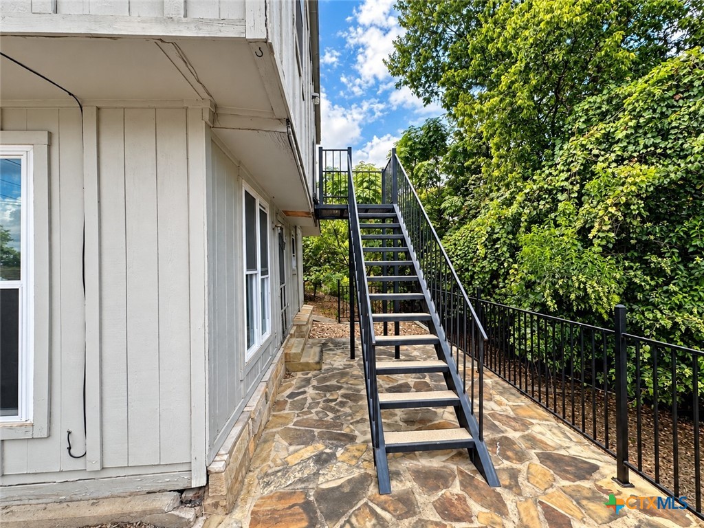 4040 Leila Lane