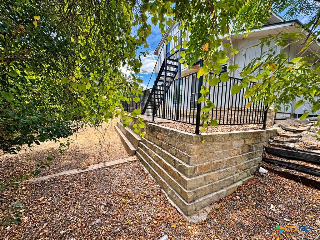4040 Leila Lane