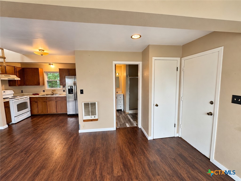 4040 Leila Lane