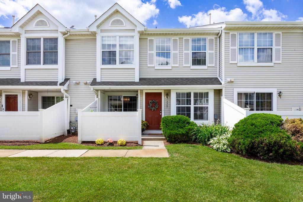 3507 FENWICK LA