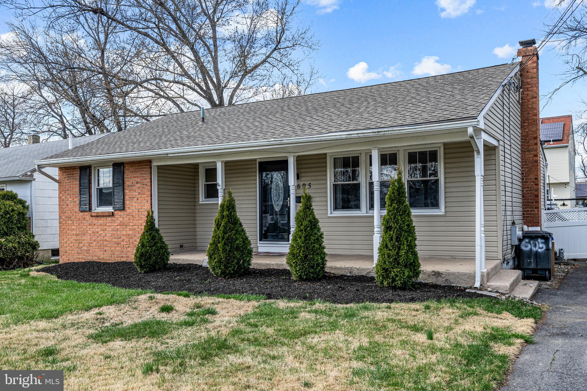 605 W HARRISON AVENUE