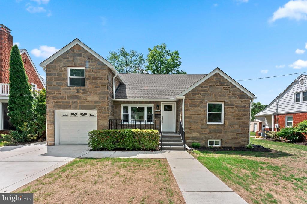 1828 PROSPECT RIDGE BOULEVARD