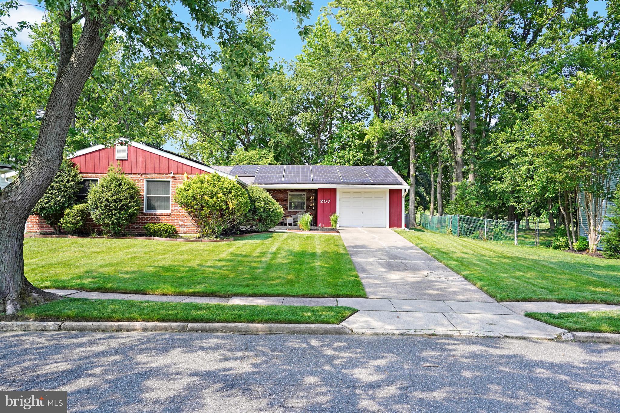 207 JOHN F KENNEDY BOULEVARD