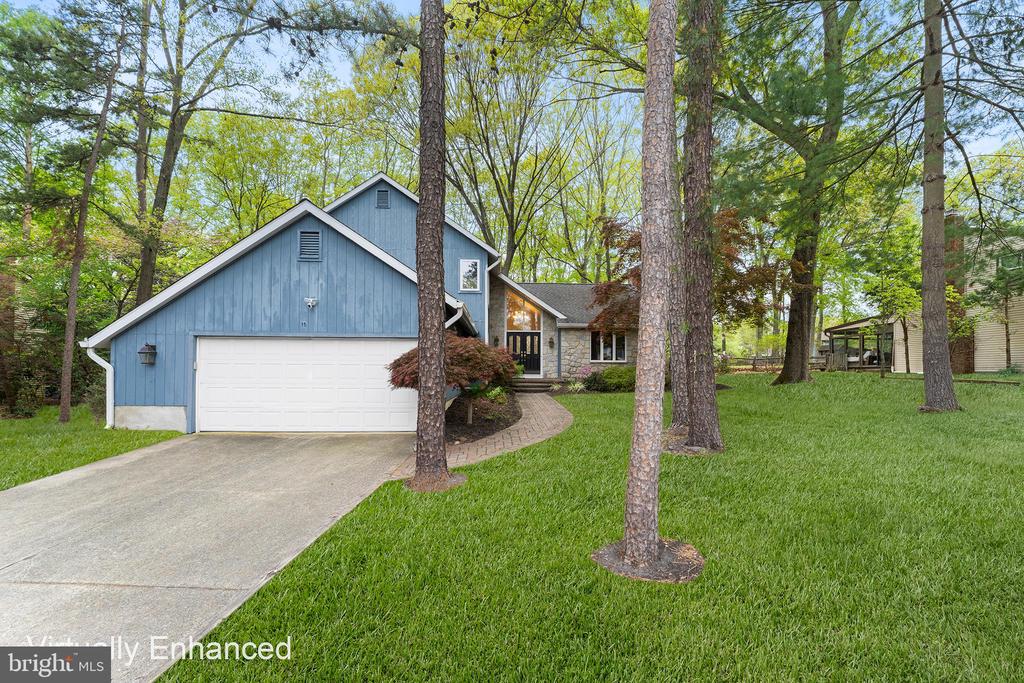 15 FIR LANE