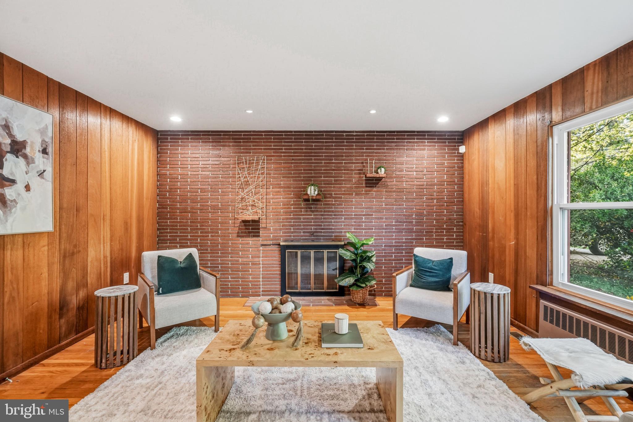 30 HARDING AVENUE