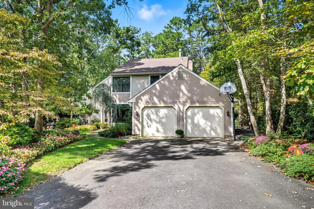 47 TENBY CHASE DRIVE
