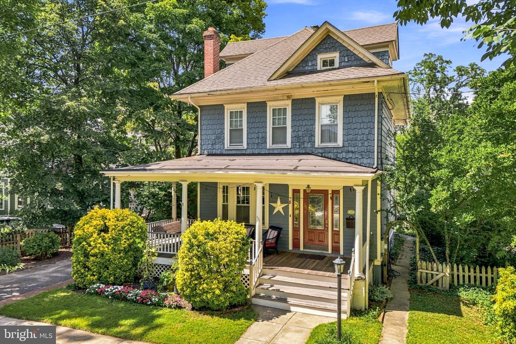 231 W EUCLID AVENUE