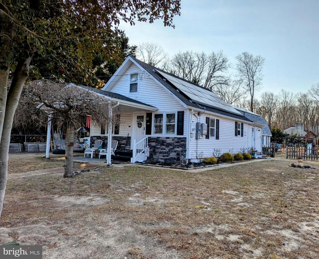 2003 LAKESIDE DRIVE