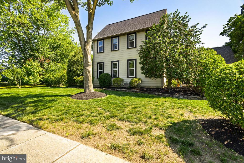24 STURBRIDGE AVENUE